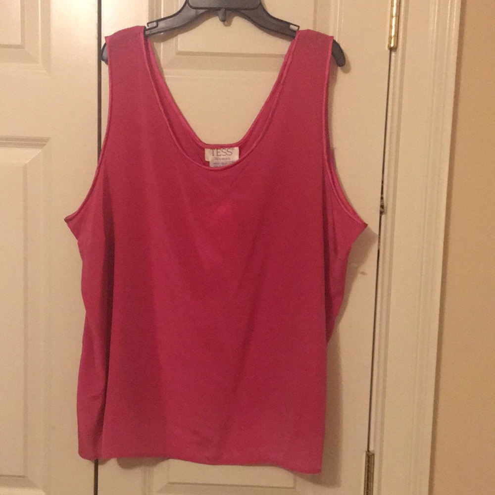 Women’s sleeveless top